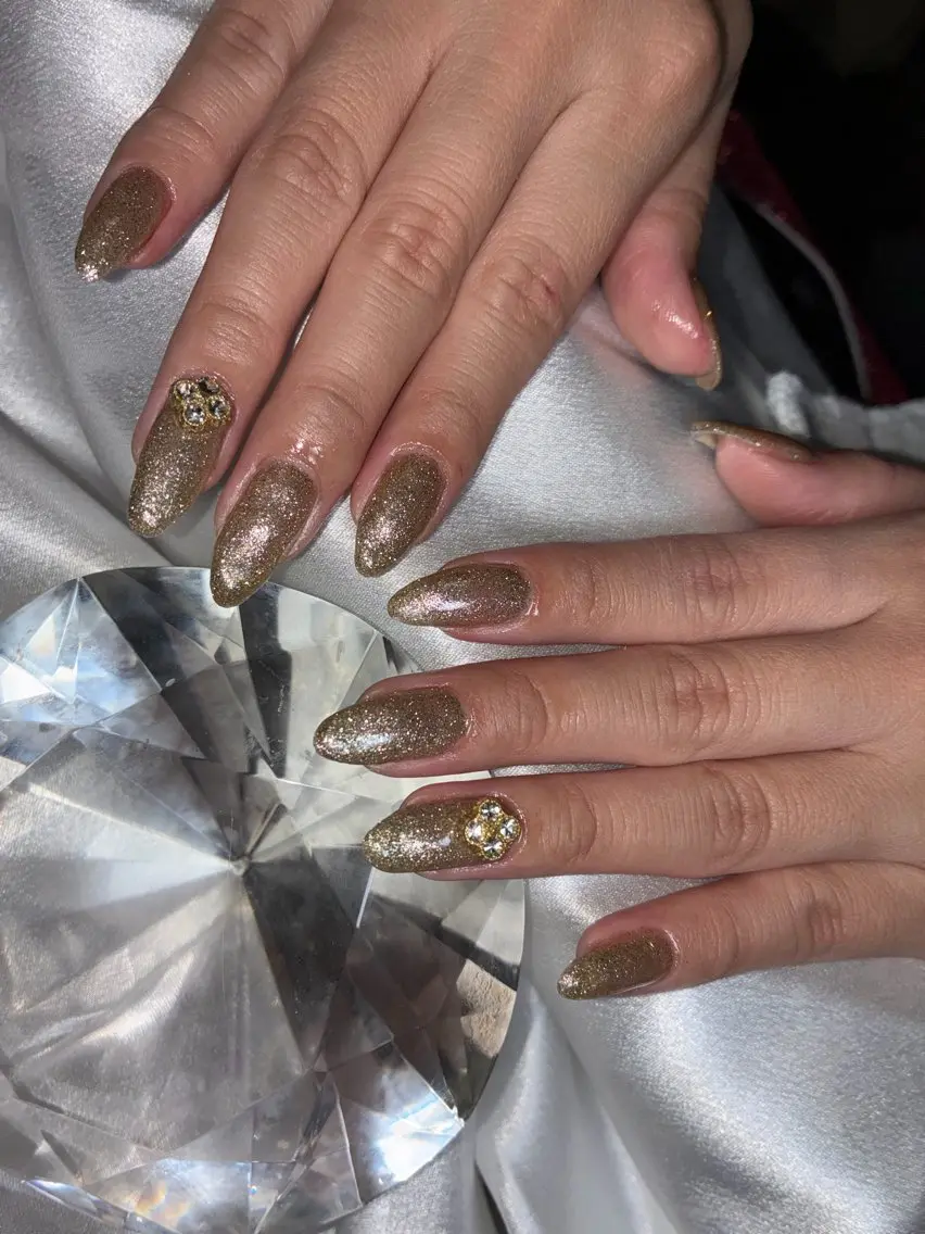 ミディアム ハンドネイル YOKOSUKA NAILS💅⚓️のネイルデザイン