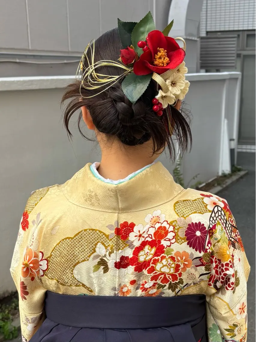 ヘアアレンジ 卒業式のヘアスタイル yumemiレイヤー ✴︎ 透明感カラーのヘアスタイル