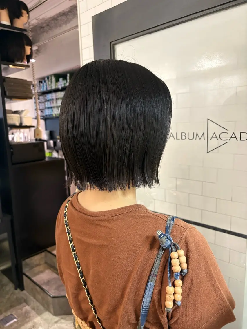 レディースカット、《ショート、ミディアムのみ》の写真