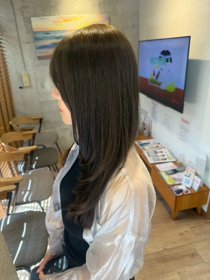 ロング カラー 顔まわりレイヤー 顔周りカット レイヤーカット OAKplus＋ モデル募集中のヘアスタイル