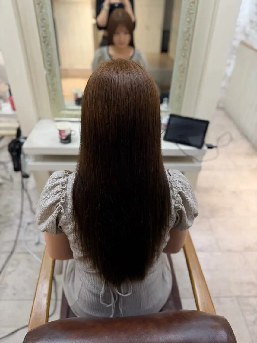ロング トリートメント プルエク／ハイトーン kurumi🩶のヘアスタイル