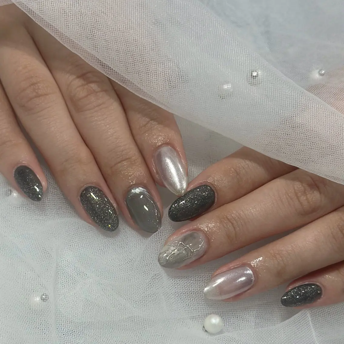 ネイル ハンドネイル フットネイル LAVISH nanamiのネイルデザイン