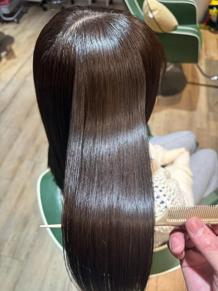 ロング カット ヘアカラー 縮毛矯正 トリートメント 艶美髪マスター 店長✂︎YUKKEのヘアスタイル