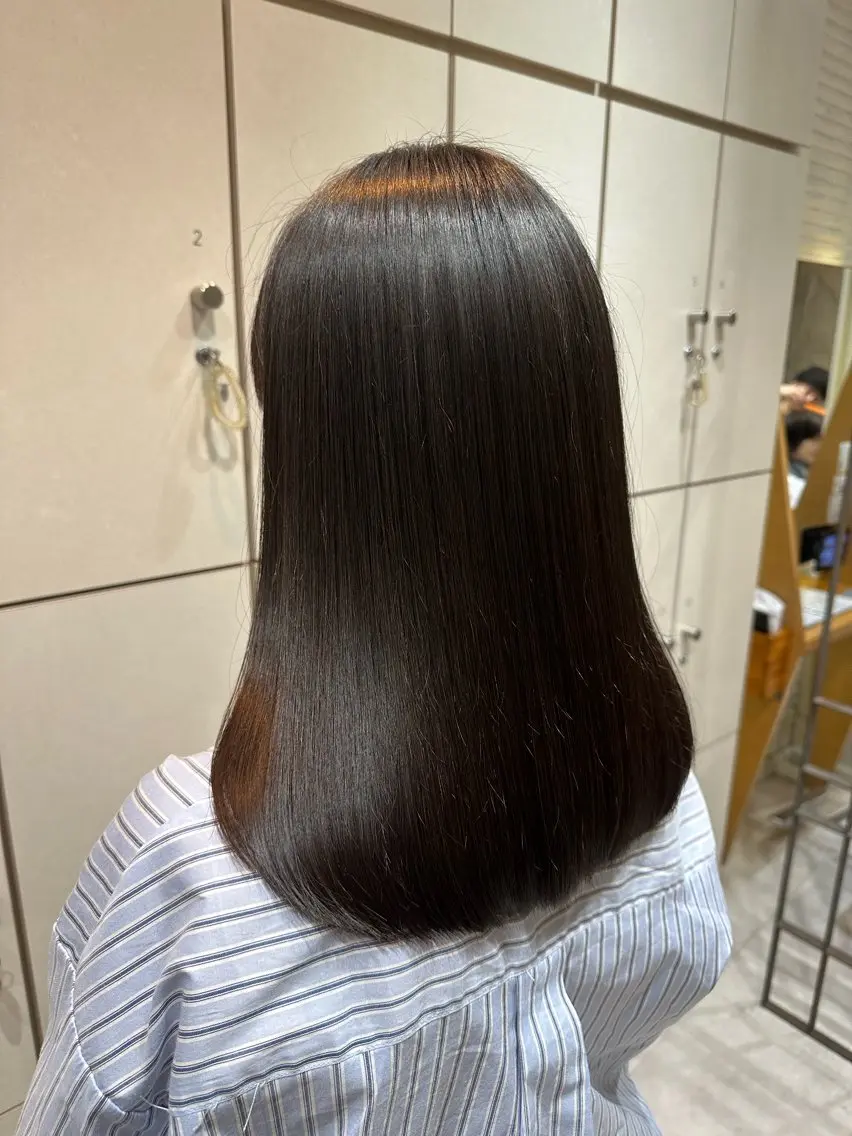 セミロング トリートメント カット ヘアカラー トリートメント 美髪矯正/渡辺 りんのヘアスタイル