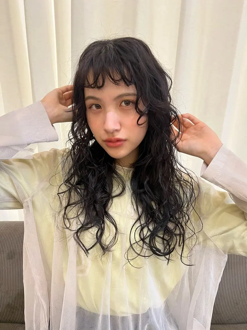 ロング パーマ トリートメント ENIF 大島 芽生のヘアスタイル