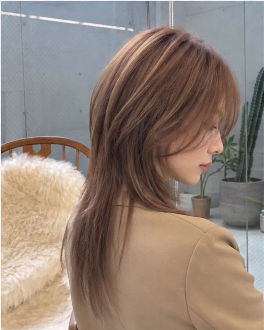 ロング ハッシュカット 韓国風ヘア レイヤーカット トリートメント カット pia 薬院のヘアスタイル