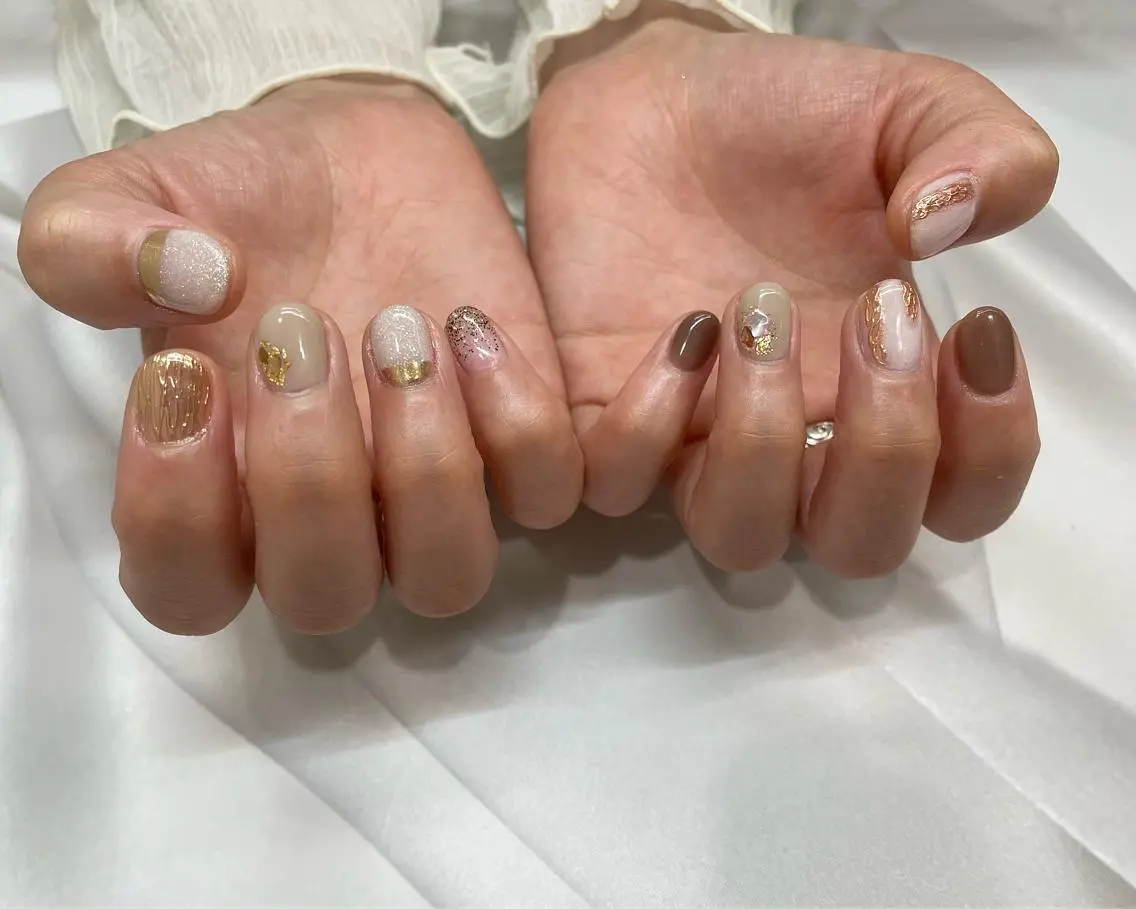 ネイル ホワイト saki_ nail heronのネイルデザイン