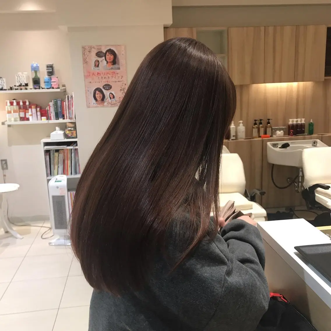 ロング 関 沙緒里のヘアスタイル