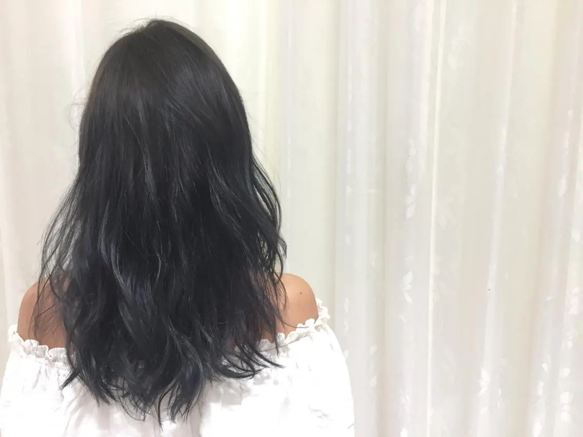 ロング カラー アッシュ cherir髪質改善 パーソナルカラー診断のヘアスタイル