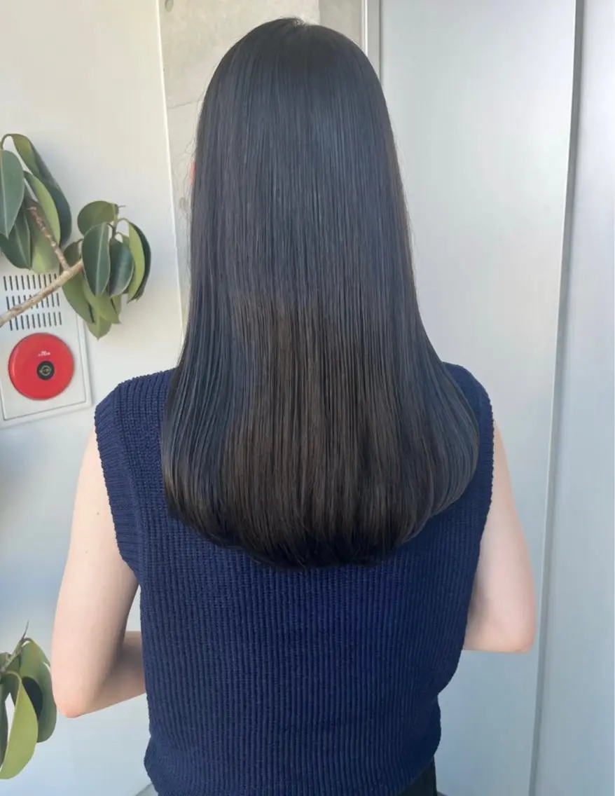 ロング カラー パーマ ヘアアレンジ カット ヘアカラー トリートメント 透明感/オリーブ/ グレージュ/YUKAのヘアスタイル
