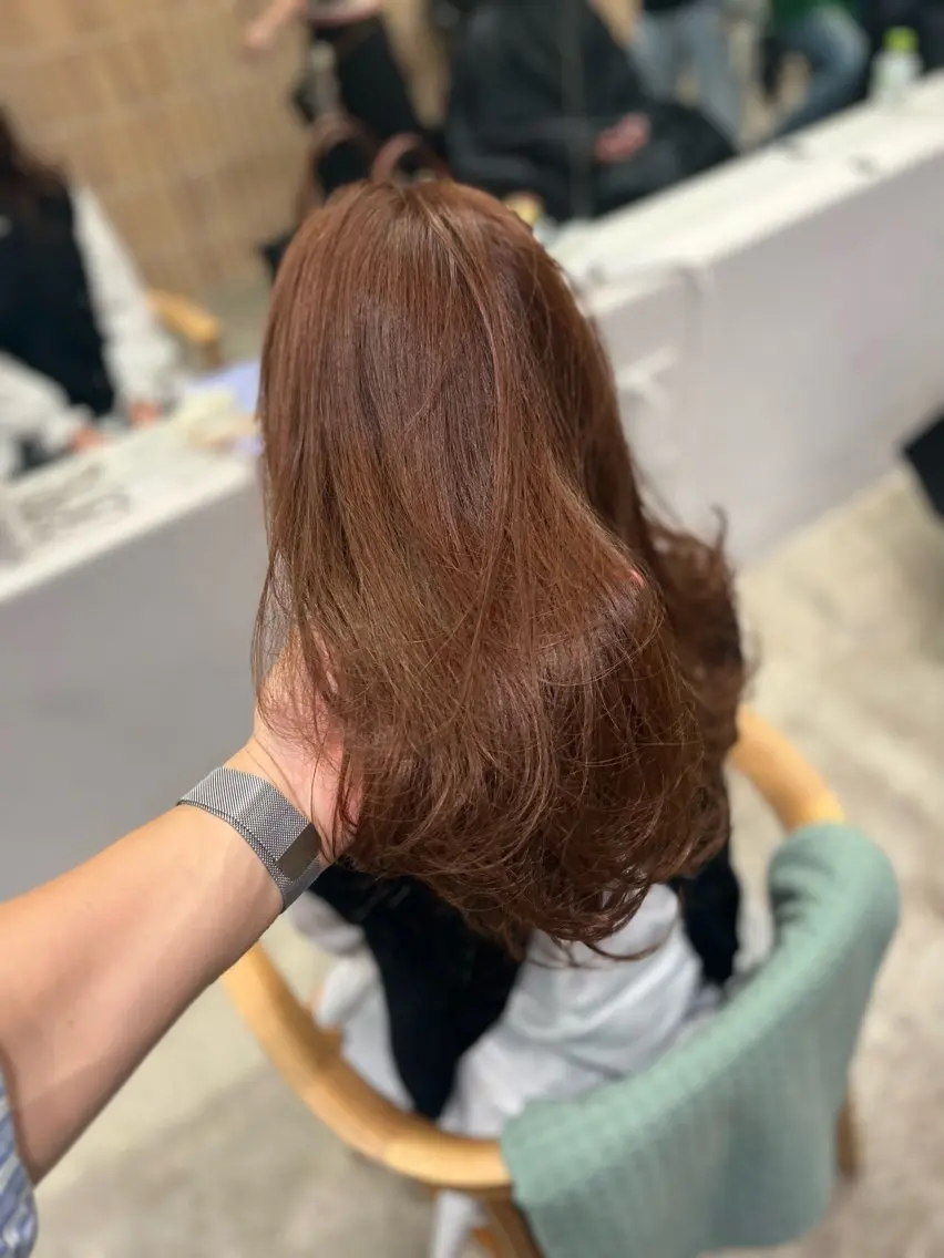 ロング カラー ベージュカラー ブラウンカラー ブラウンベージュ レイヤーカット カット ヘアカラー トリートメント 誰より丁寧なカット/ 小林輝/レイヤーのヘアスタイル