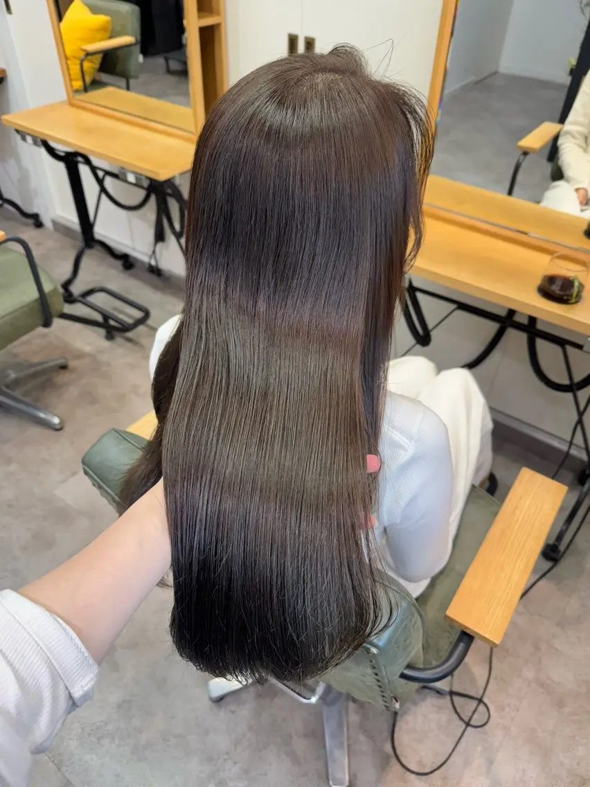 ロング カラー オリーブカラー 髪質改善 ロング トリートメント ヘアカラー トリートメント 縮毛矯正/エクステ /艶カラー/ヘアメのヘアスタイル