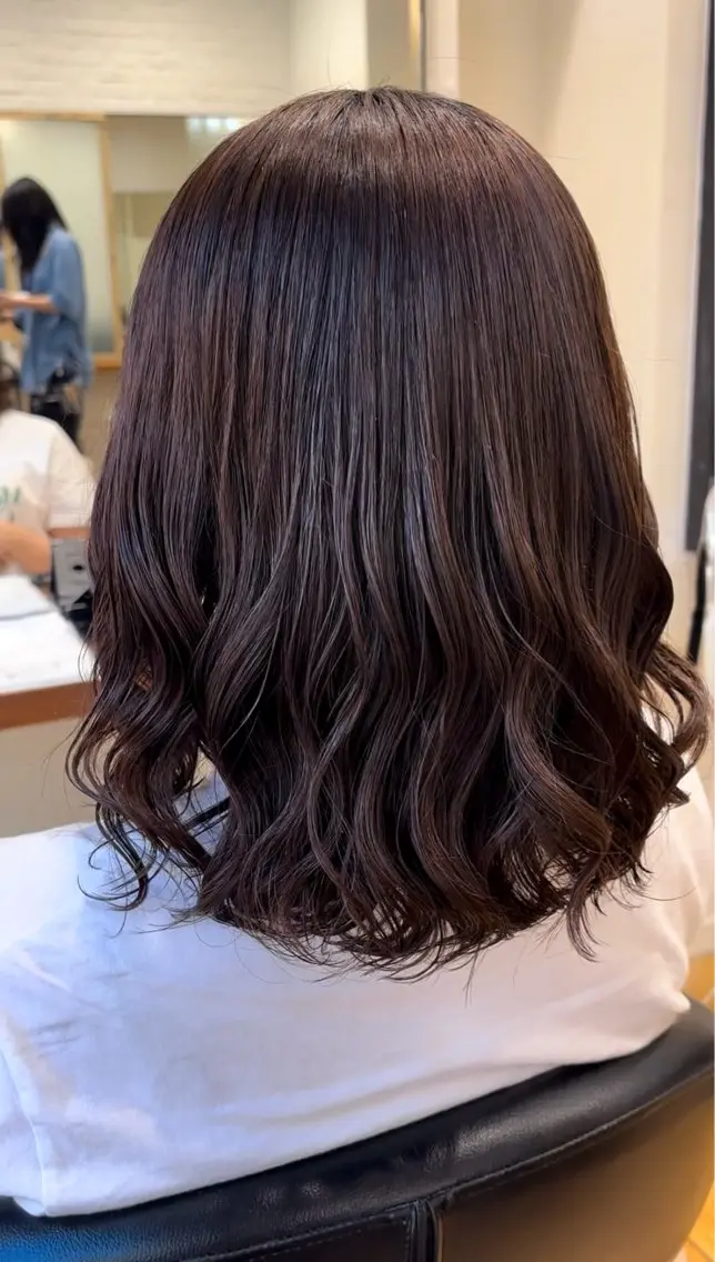 ミディアム パーマ ミディアムパーマ カット パーマ コテ巻き風パーマ✨ かつみのヘアスタイル