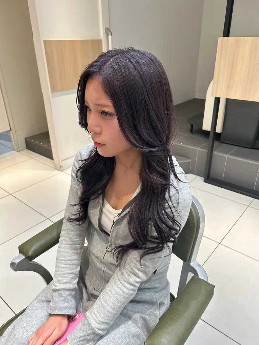 ロング カラー 透明感カラー ダブルカラー グレージュ ラベンダーカラー ラベンダーグレージュ ヘアカラー トリートメント ダブルカラー 🩷Rio🩷のヘアスタイル