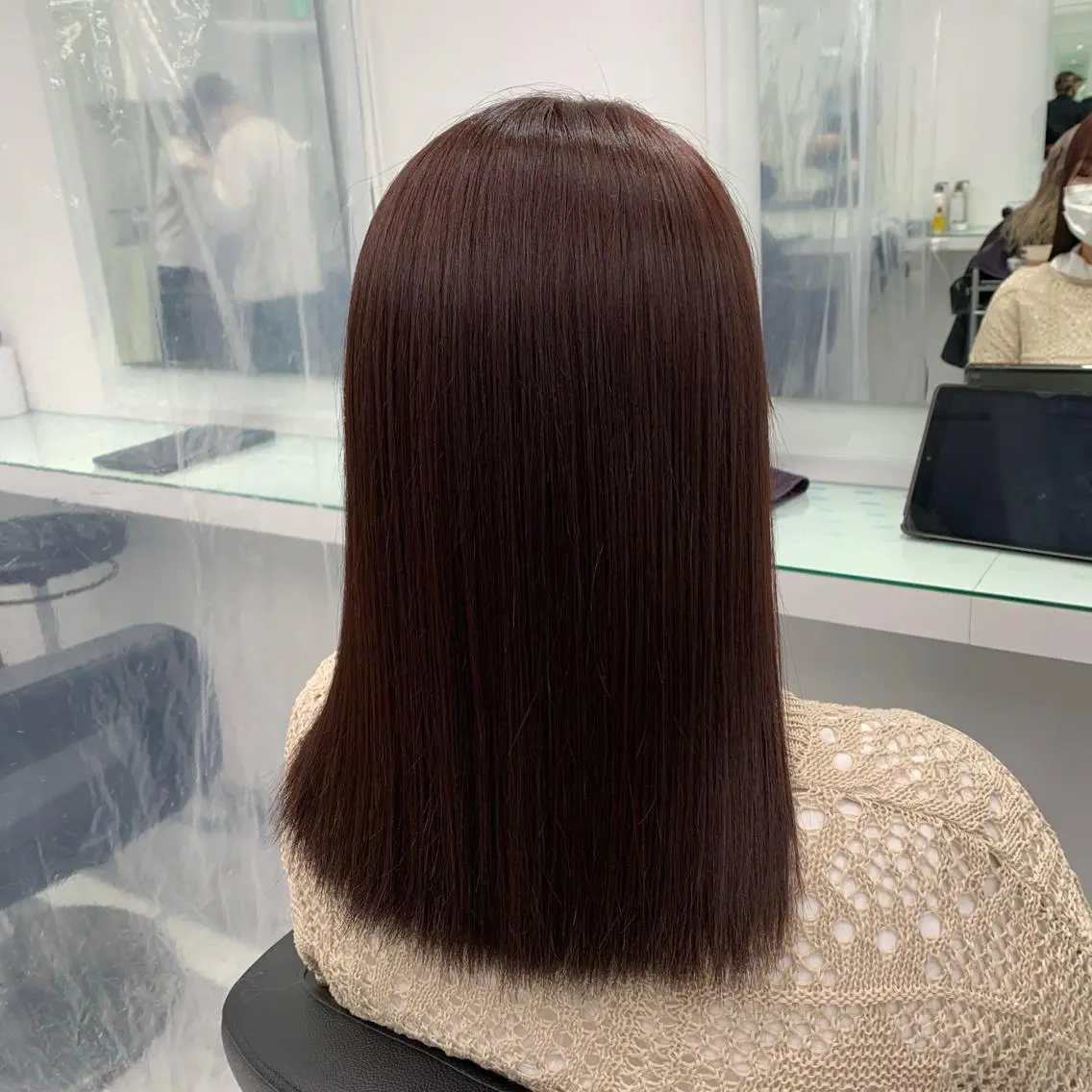 ミディアム カラー キッズ ネイル マツエク・マツパ アイブロウ ヘアカラー トリートメント ヘッドスパ ヘアセット 💕トレンドうる艶髪 💕TUNE銀座のヘアスタイル