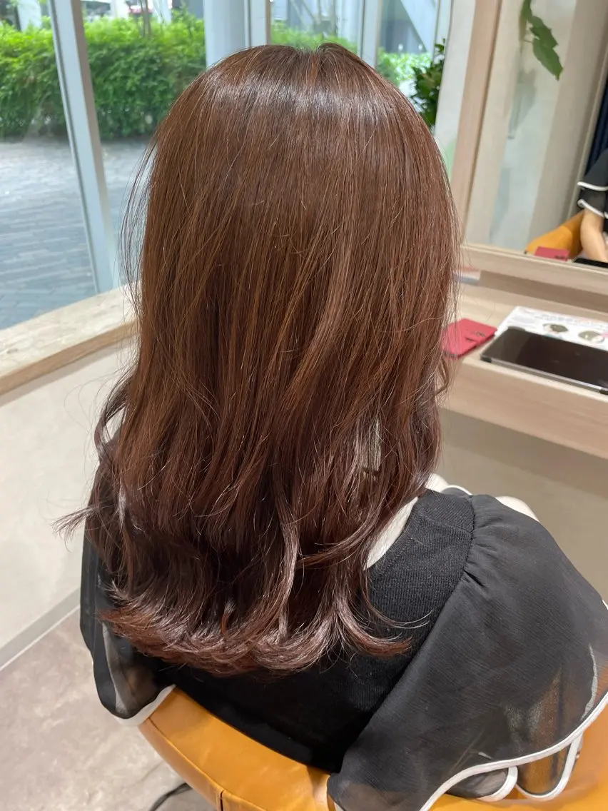 セミロング ピンクブラウン 生盛 智穂子のヘアスタイル