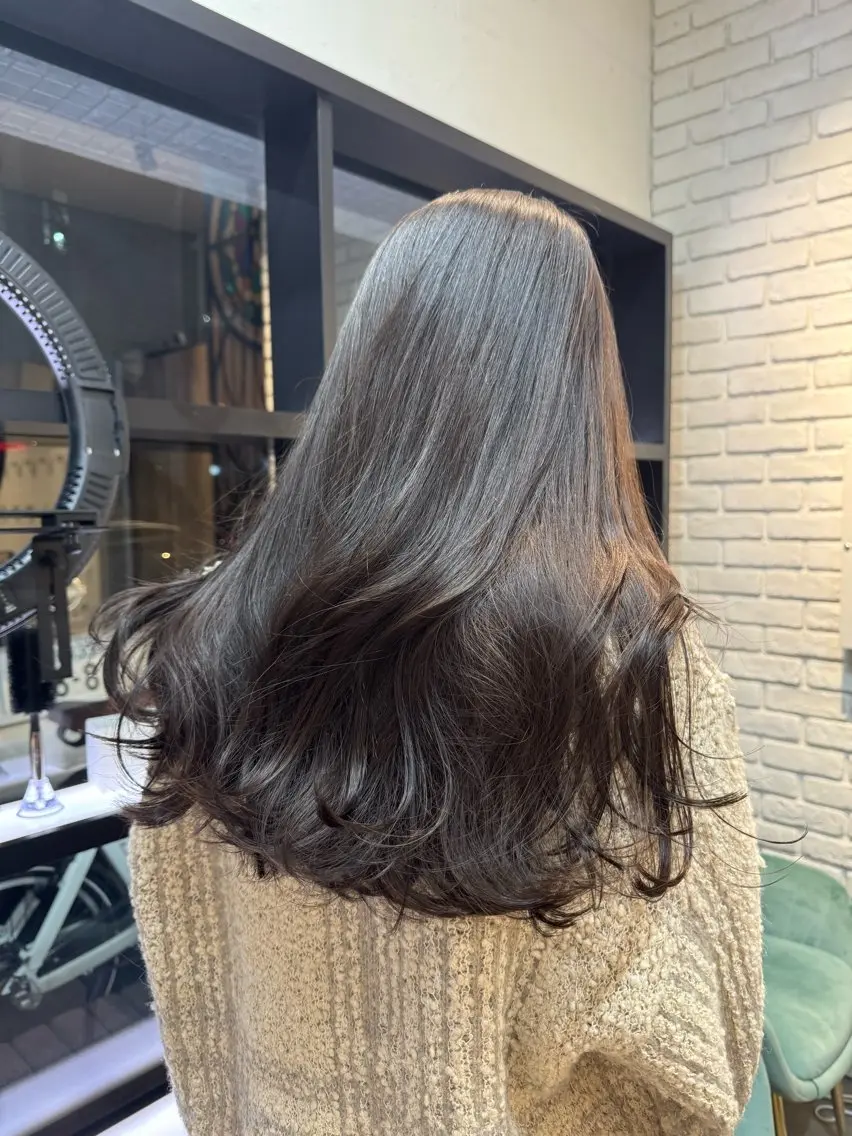 セミロング カラー カット ヘアカラー トリートメント 暖色カラー🤎Red Neo meiのヘアスタイル