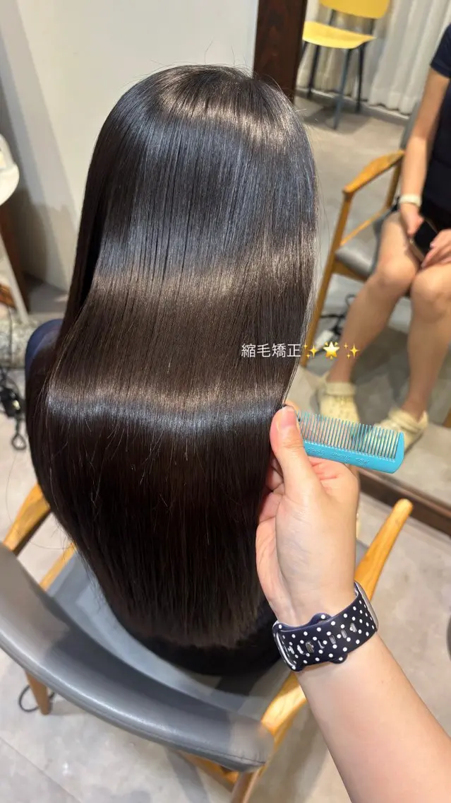 ロング 縮毛矯正 トリートメント roka ʜᴀʀᴜᴋᴀのヘアスタイル