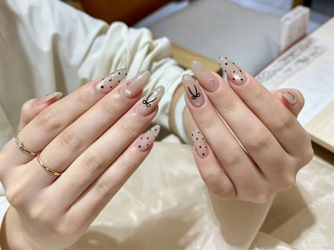 ネイル ハンドネイル H3 Nail Tsuki🦋💙のネイルデザイン