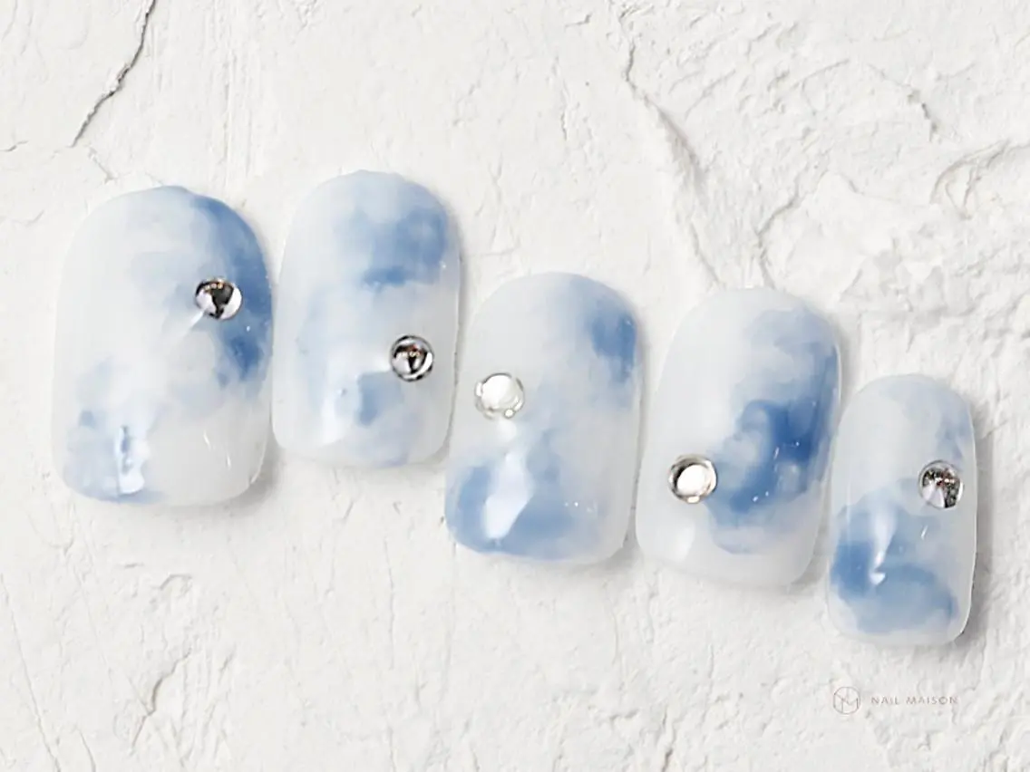 ネイル i nails 横浜WESTのネイルデザイン