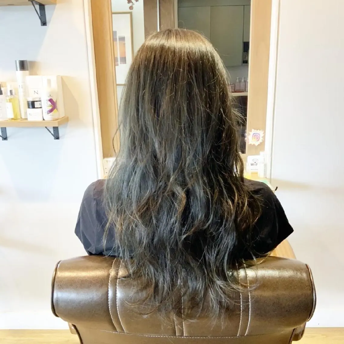 カラー グレージュ カーキグレージュ ヘアカラー トリートメント 堀 望美のヘアスタイル
