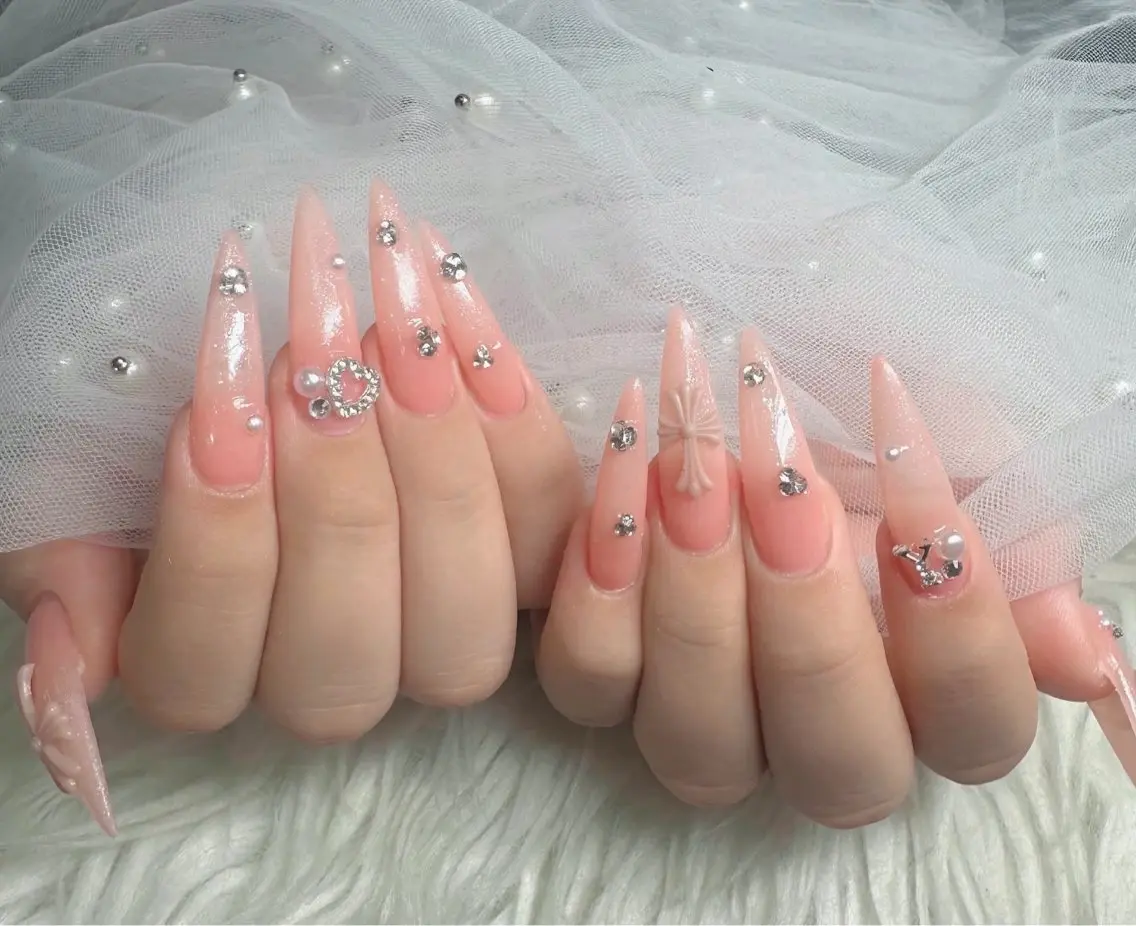ネイル フットネイル フレンチネイル グラデーション 韓国ネイル ロングネイル ハンドネイル Hani Nail Salonのネイルデザイン