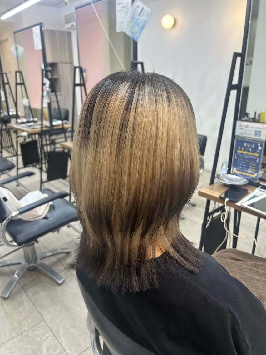 ミディアム カラー ヘアカラー トリートメント suehiro yunaのヘアスタイル