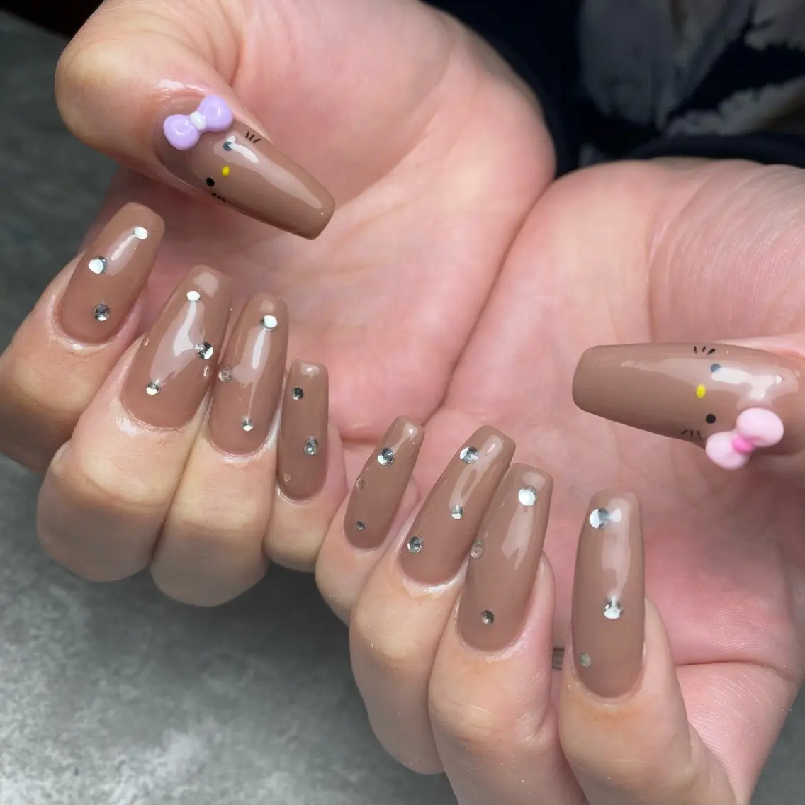 ネイル アートネイル リボン ハンドネイル yuki nail...のネイルデザイン