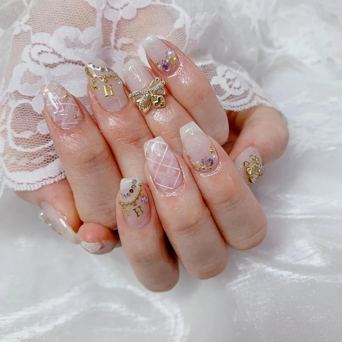 ネイル ハンドネイル La neige* yuki 🐩🌙のネイルデザイン