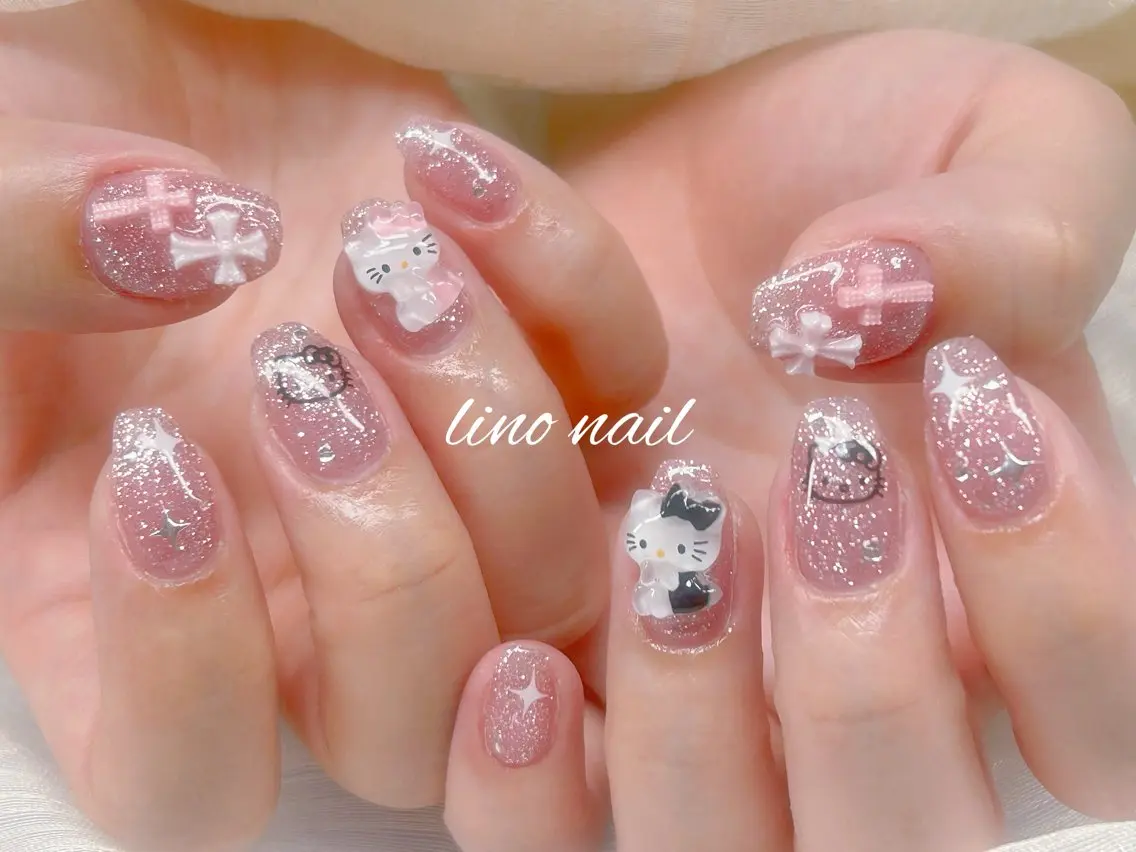 ネイル 長さ出し フットネイル 持ち込み 夏ネイル ワンホンネイル ハンドネイル Lino Nailのネイルデザイン