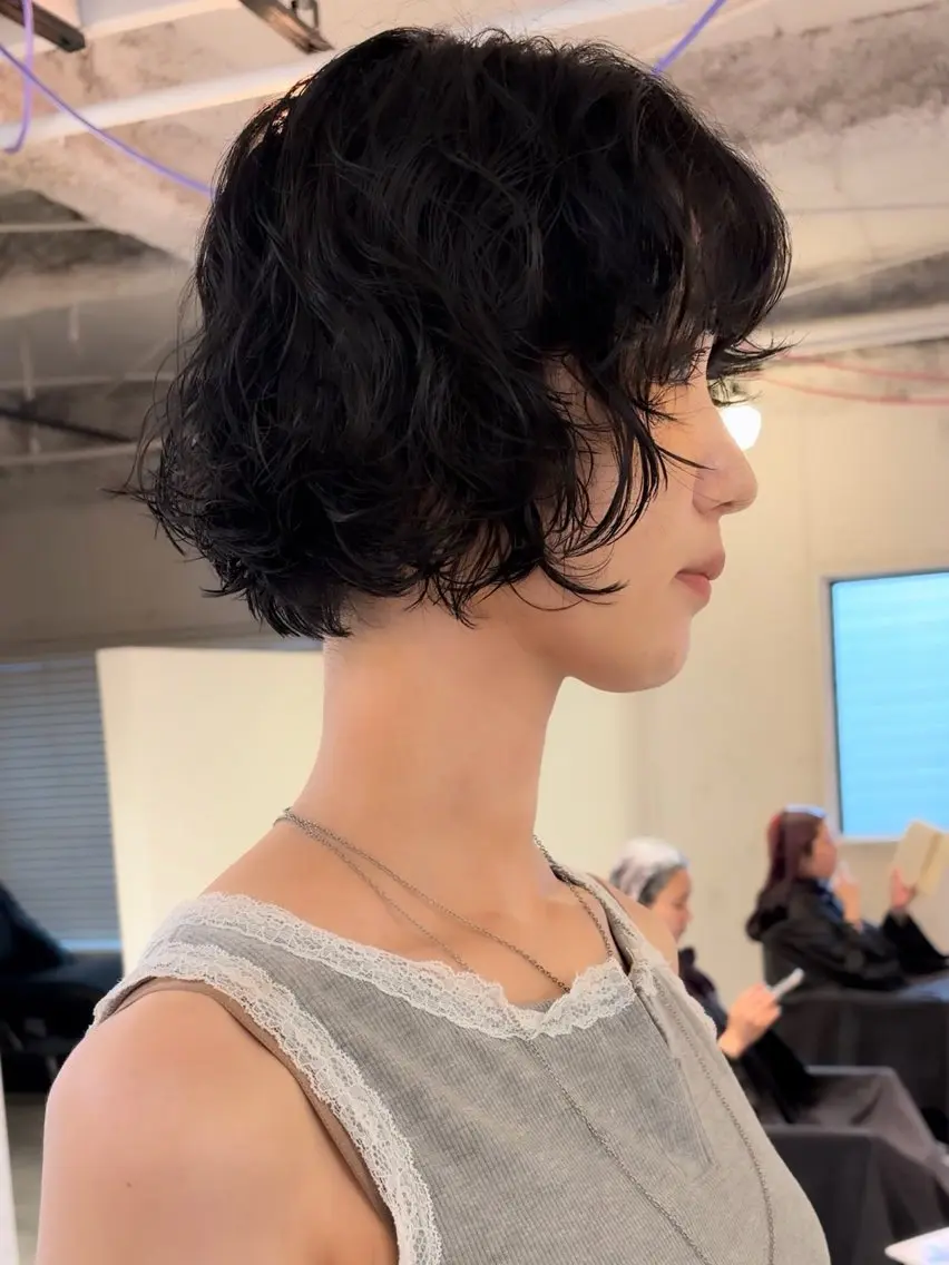 ショート パーマ ボブレイヤー ボブ レイヤーカット カット パーマ トリートメント 村上雅人 ナチュラルモードのヘアスタイル