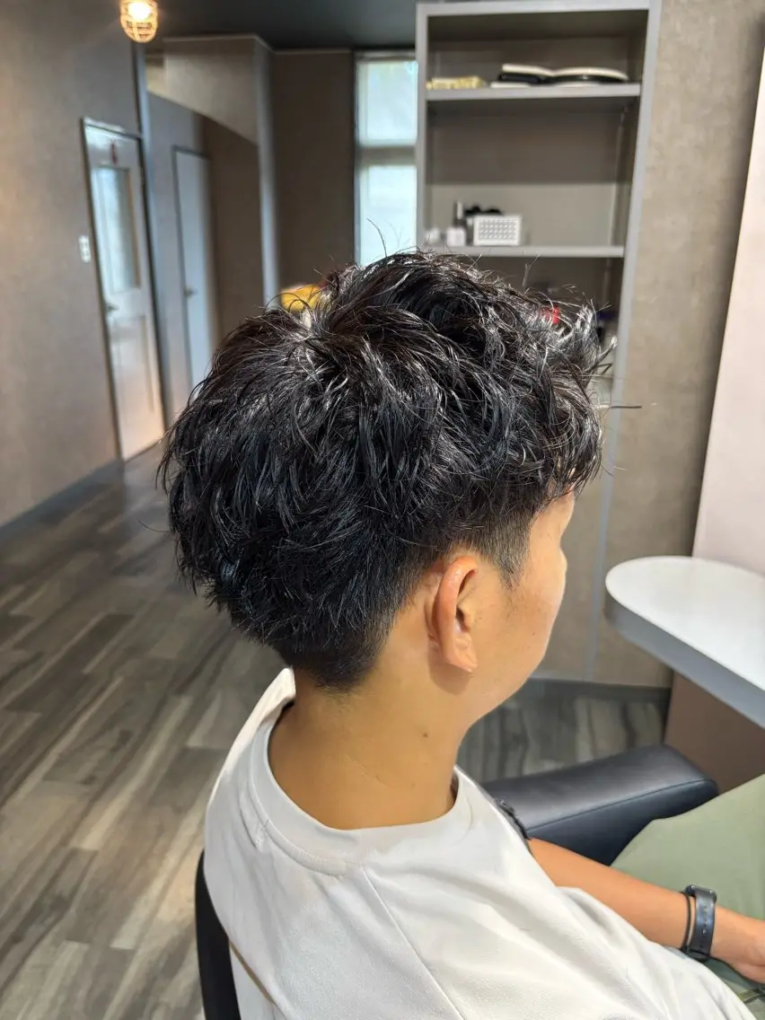 パーマ メンズ メンズパーマ スパイラルパーマ 杉山 晃太のヘアスタイル