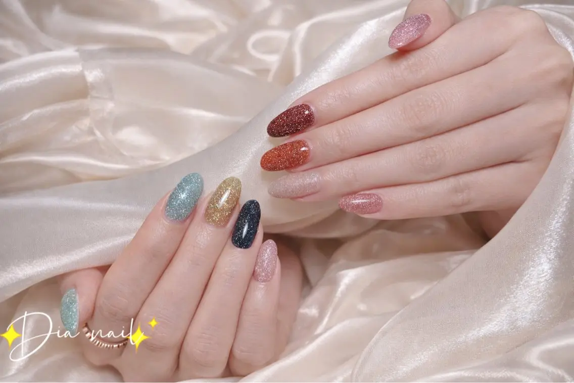 ネイル チークネイル ジェルネイル グラデーション マグネットネイル ニュアンスネイル ハンドネイル Di'a nail ネイルサロンのネイルデザイン