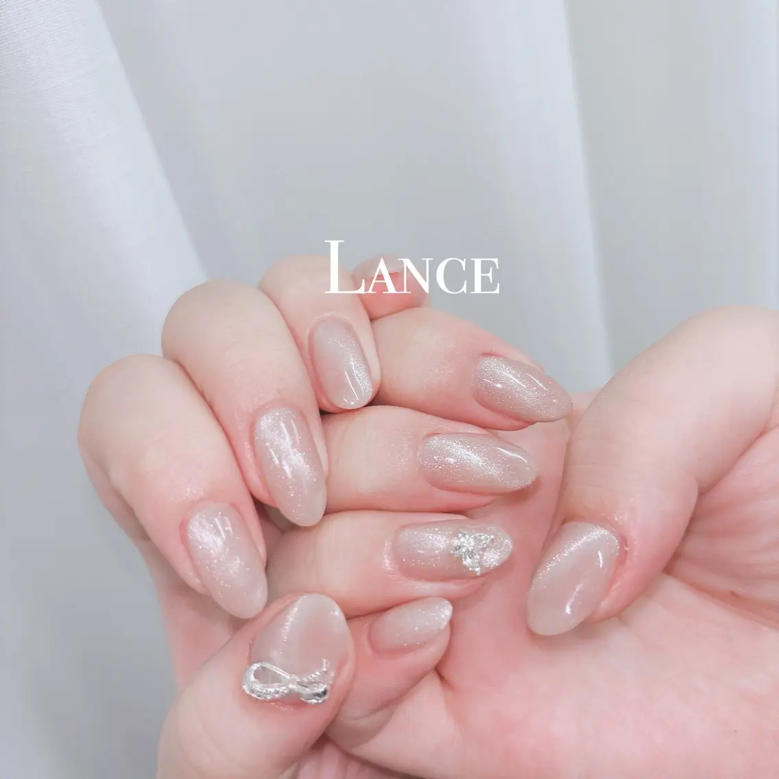 ネイル オーロラネイル ブルー フットネイル 氷ネイル・うるうるネイル キラキラネイル ハンドネイル Lance nailのネイルデザイン