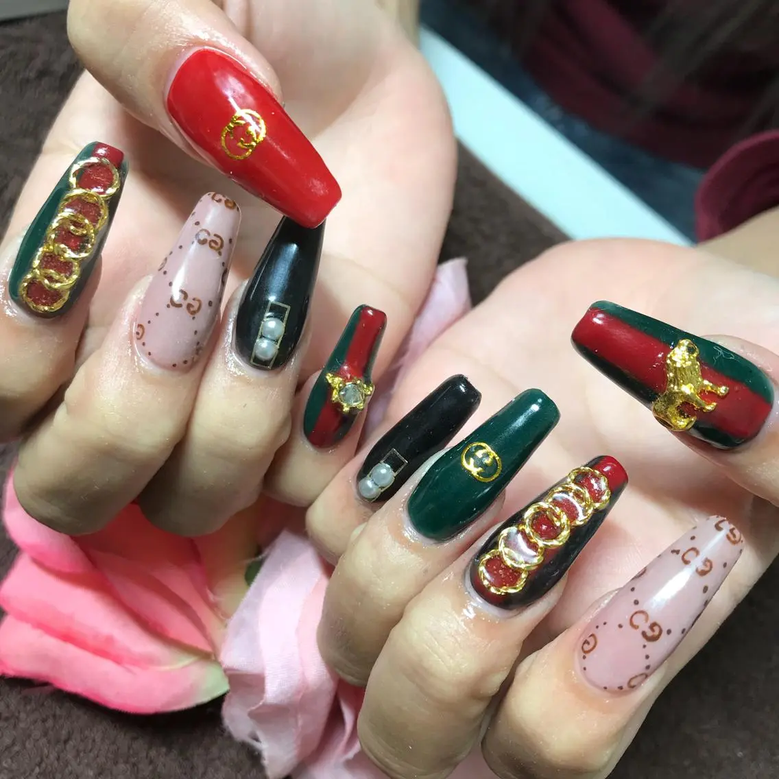 ロング ネイル アートネイル ストーンネイル ハンドネイル 《LB》ラブリエ Nail&eyeのマツエク・マツパデザイン