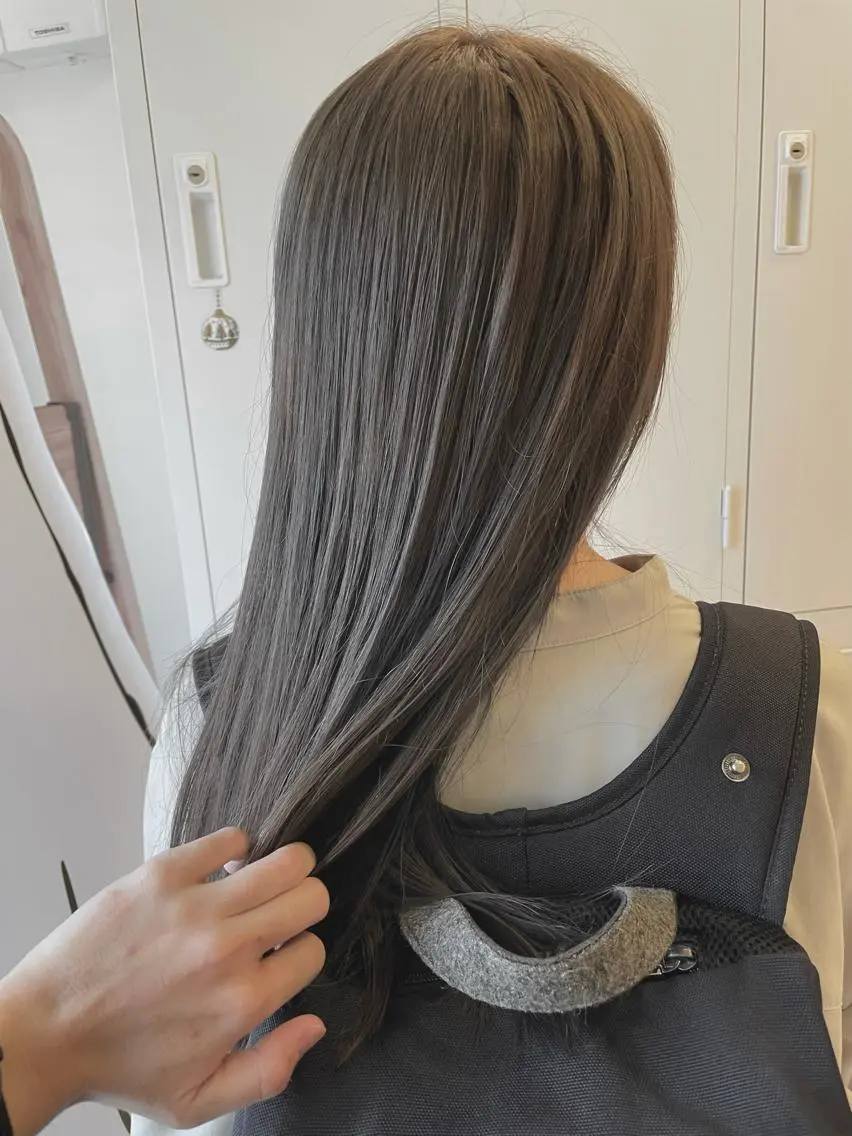 【🧑⚕️ブリーチなしケアダブルカラー🎨+カット+超音波トリートメント】✨ムラ修正もできて低ダメージでハイ透明感!✨の写真