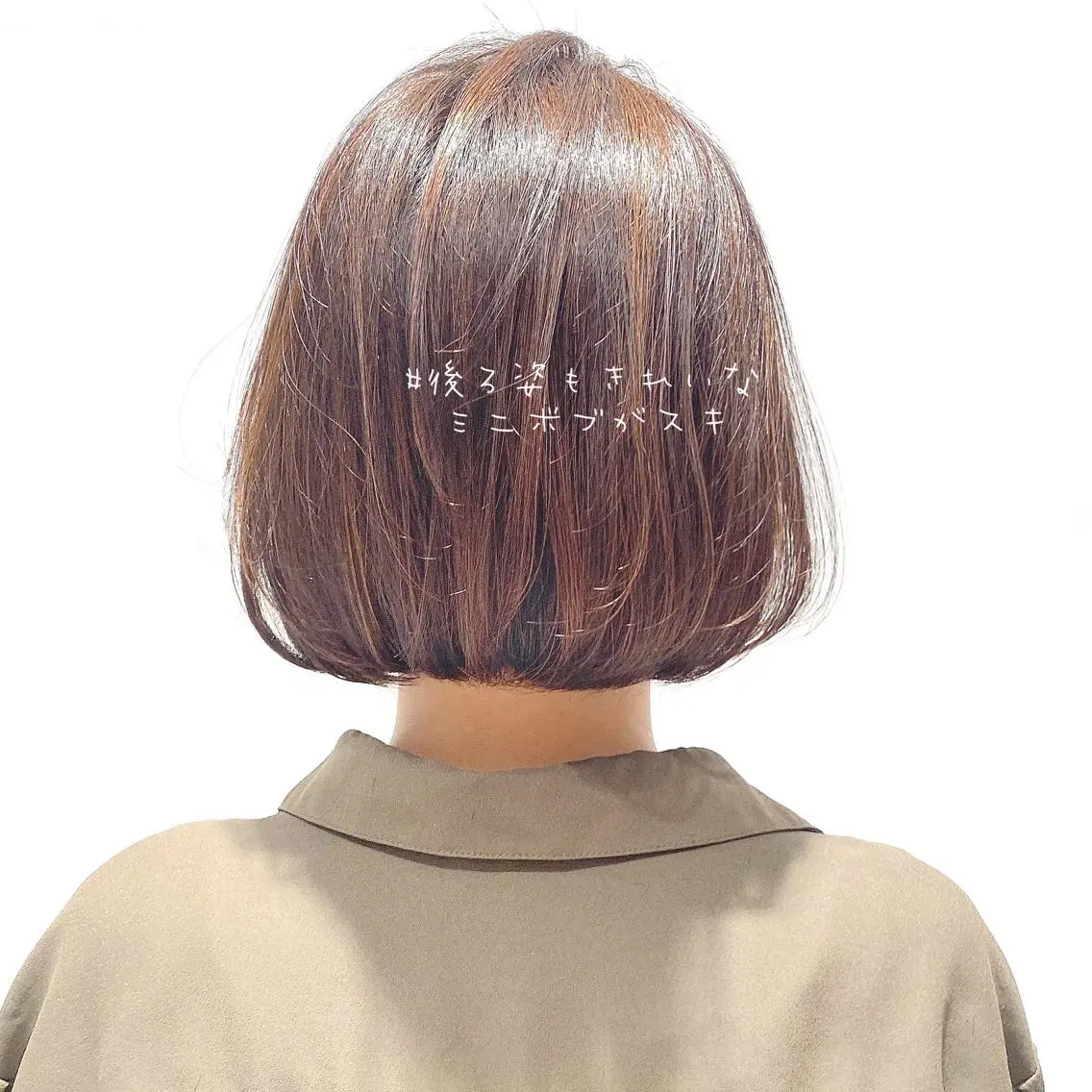ミディアム 韓国くびれレイヤー 🇰🇷はづきのヘアスタイル