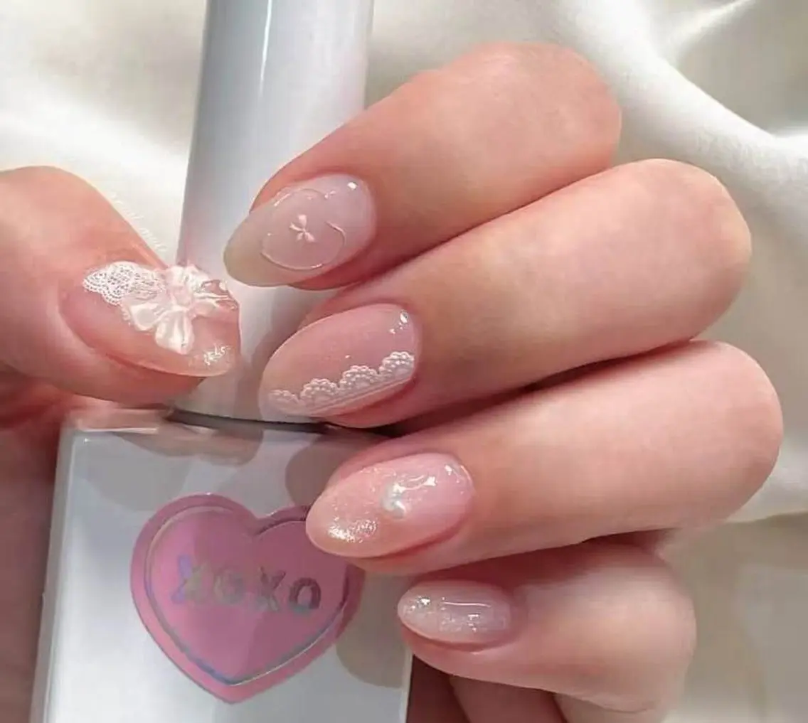 ネイル フラワーネイル フレンチネイル ジェルネイル ガラスフレンチ ハート ハンドネイル BabyYouMi nailのネイルデザイン