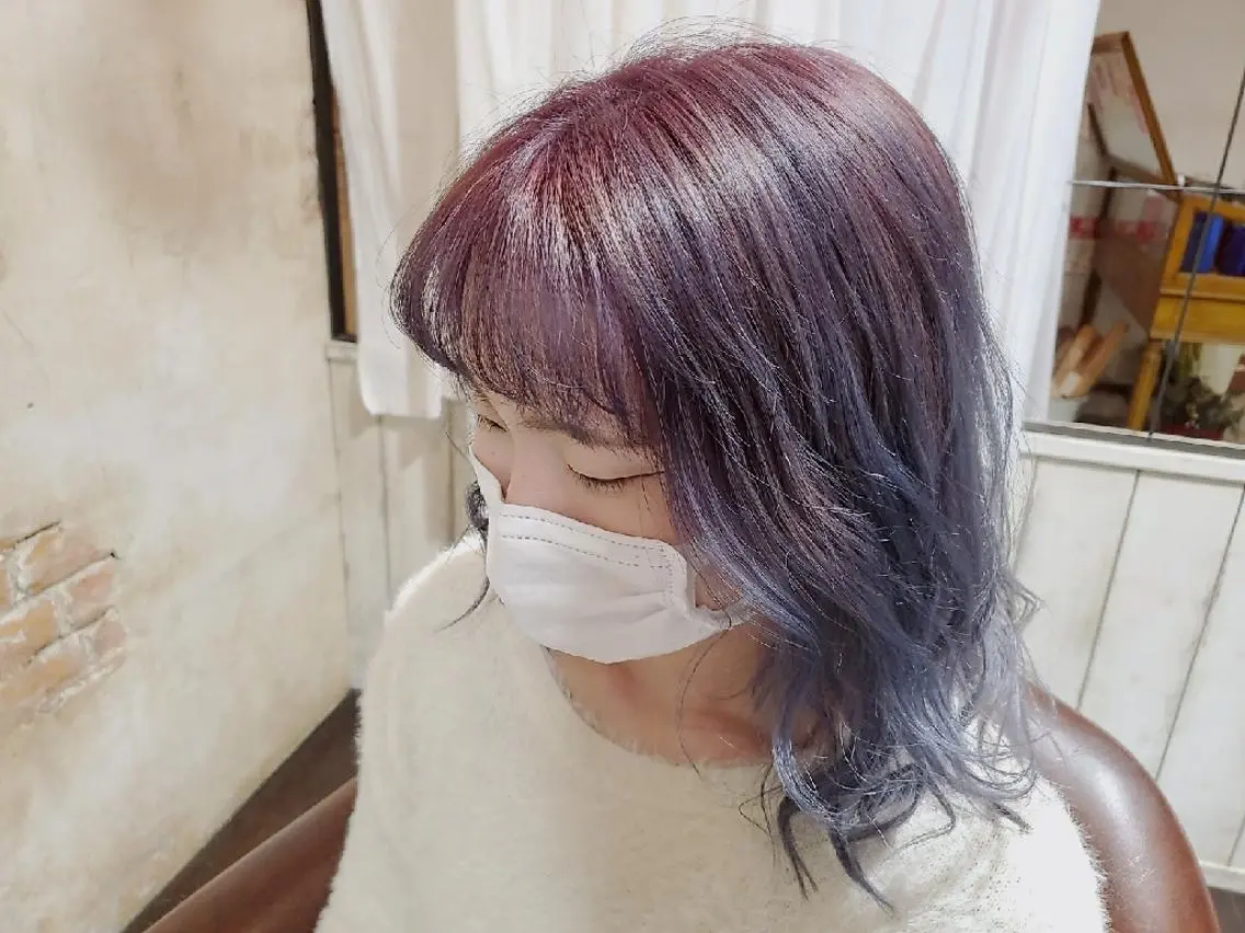 ミディアム カラー グラデーションカラー ピンクカラー バイオレットカラー ヘアカラー パ ルのヘアスタイル
