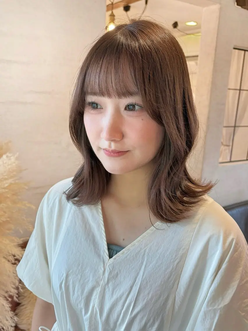 ミディアム 顔周りカット カット ヘアカラー トリートメント 艶感ベージュが得意♡ 田島千愛のヘアスタイル