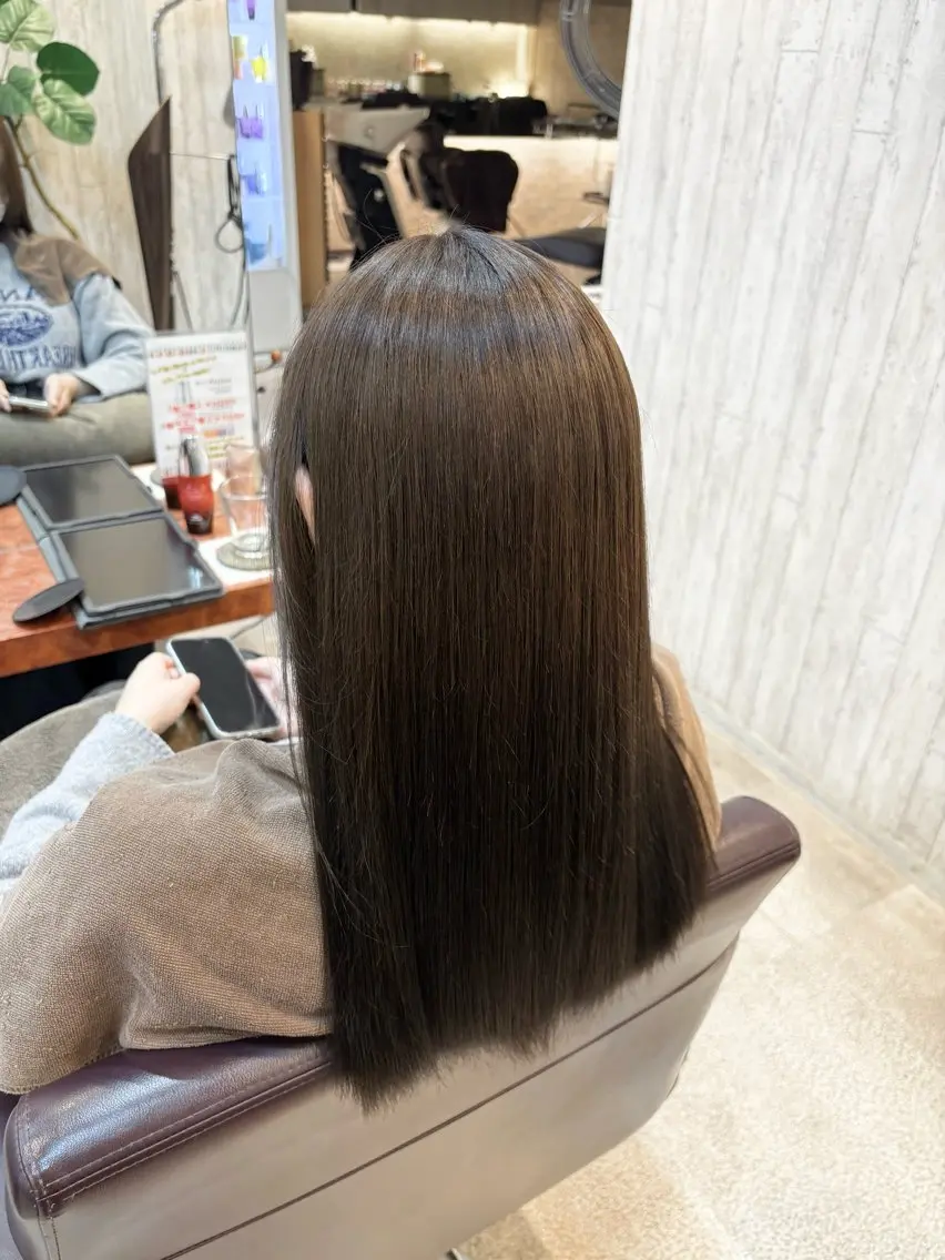 カラー ベージュカラー 透明感カラー オリーブベージュ SHIKI .のヘアスタイル