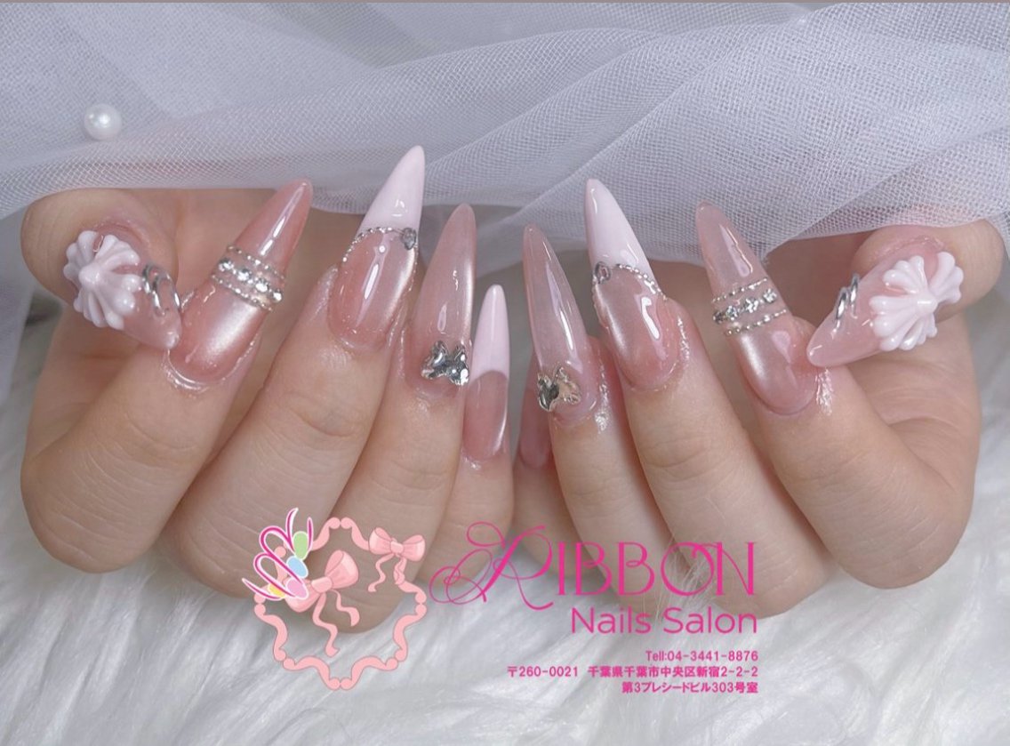 ネイル Nini 🎀のネイルデザイン