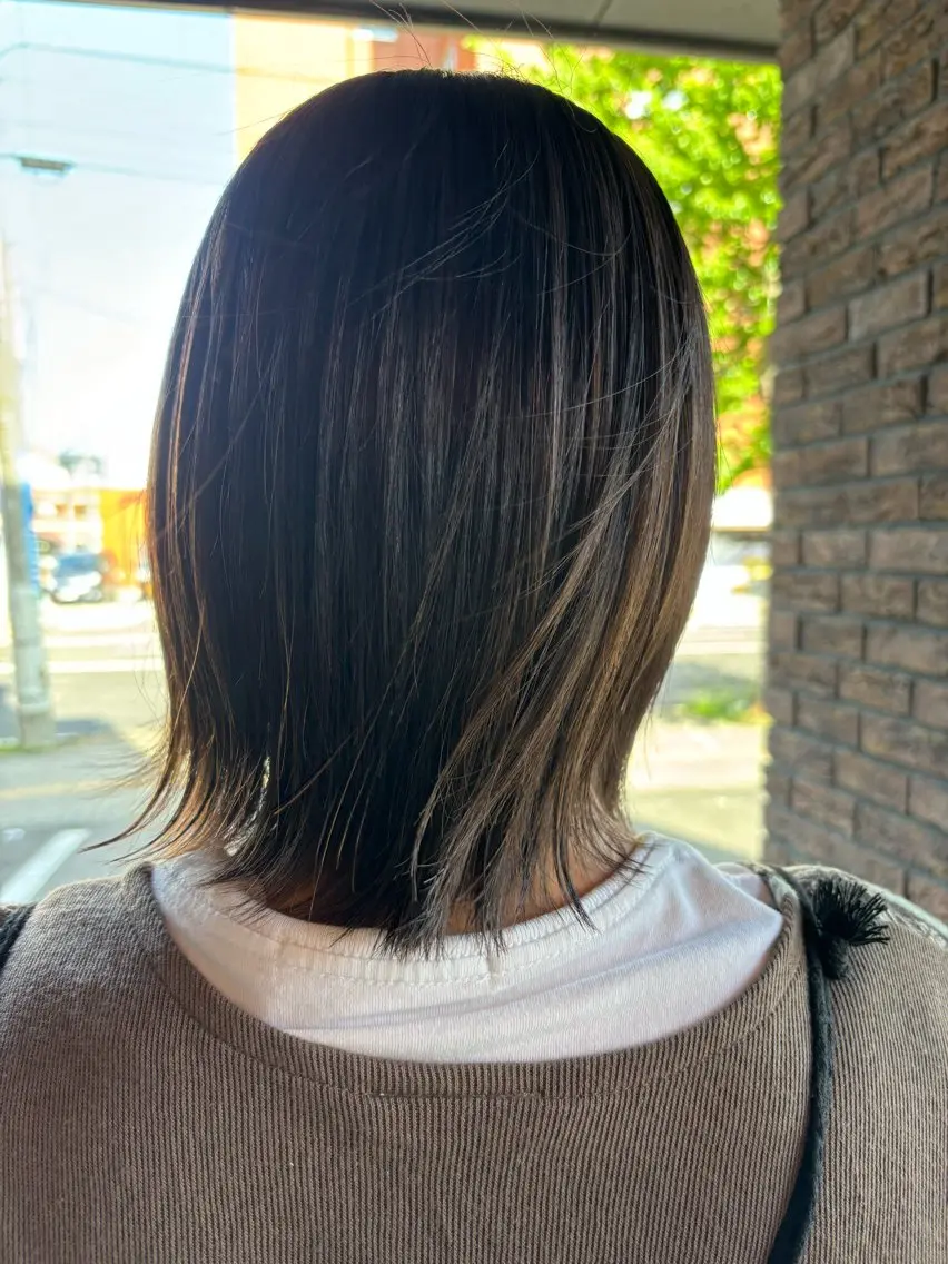 ミディアム 大町 南のヘアスタイル
