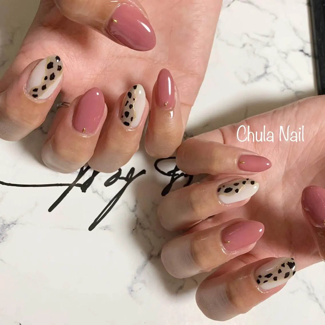 ネイル アニマル柄 ハンドネイル ハンドケア ëmma nail_ by chulaのネイルデザイン