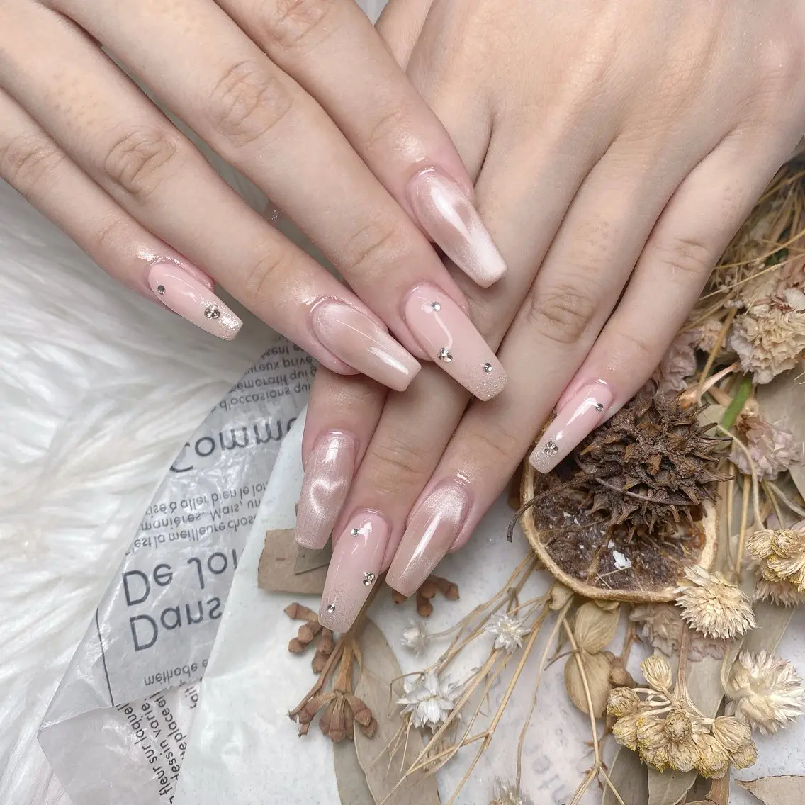 ネイル 長さ出し フレンチネイル ジェルネイル ガラスフレンチ 韓国ネイル ハンドネイル ハンドケア For U nail スカルプ専門店のネイルデザイン