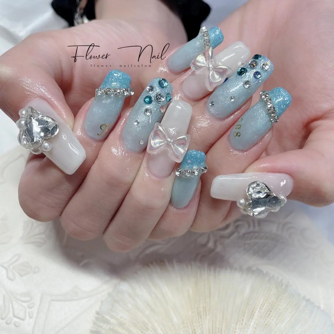 ネイル ストーンネイル Flower nailのネイルデザイン