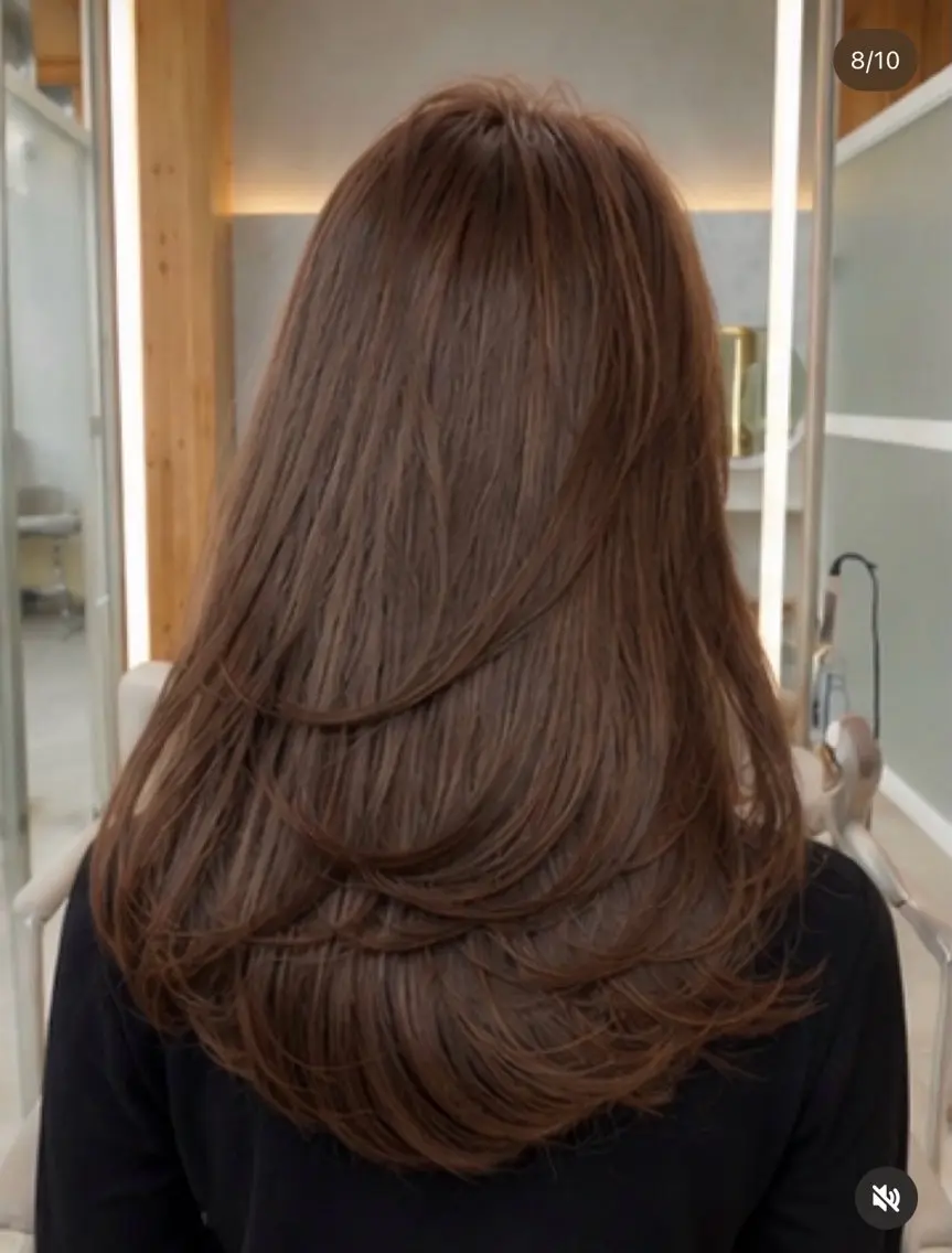 ミディアム レイヤーカット 小野山 みのかのヘアスタイル