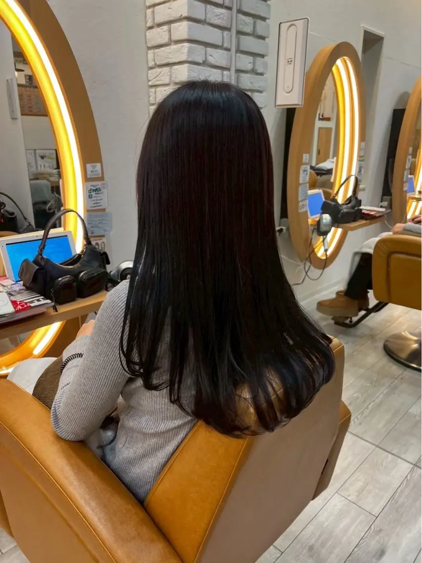 ロング レイヤーカット ローレイヤー 浅見 ひかりのヘアスタイル