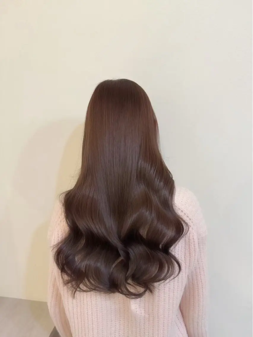 ワンカラーで作る🎀艶髪暖色カラーが+ioeオリジナルケア🤍の写真