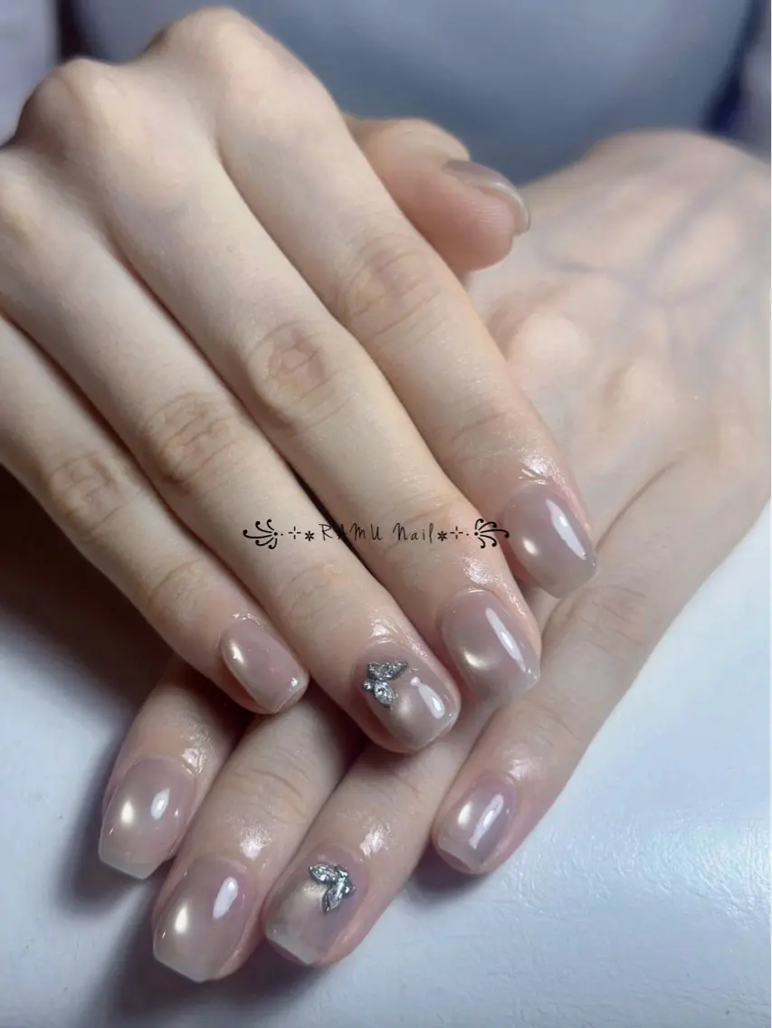 ネイル キラキラネイル マグネットネイル ミラーネイル ピンク 夏ネイル ハンドネイル RAMU Nail 恵比寿店のネイルデザイン